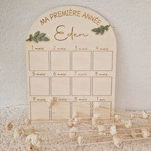 Charger l'image dans la galerie, souvenir première année bébé panneau bois