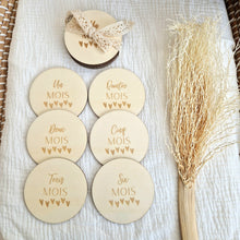 Charger l'image dans la galerie, cartes étapes bébé en bois personnalisées première année